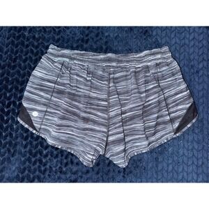 Lululemon Women's Hotty Hot II‎ Running Shorts Lined Striped Lightweight Size 12